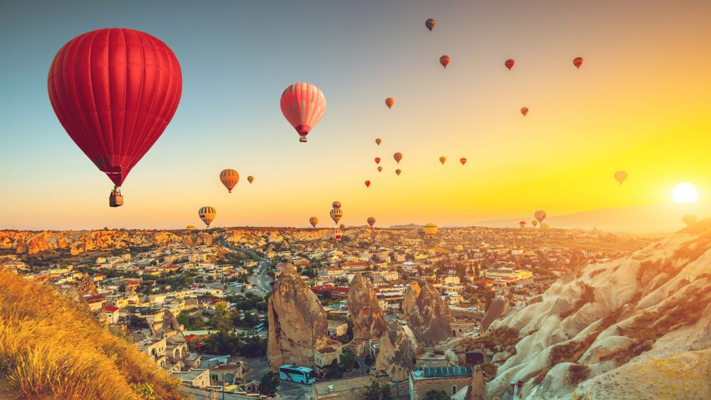 Düşlerin Ötesinde Peri Bacaları